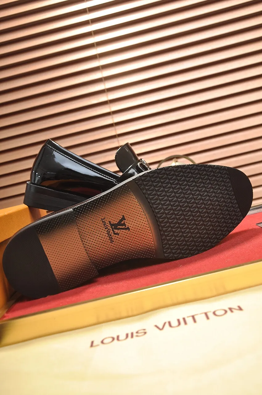 Men's shoes💰460💶【LOUIS VUITTON】(sheepskin lining) new cowhide LV formal shoes🎩🎩❗️🆘made one to one at the counter🎩original quality, imported cowhide upper➕full sheepskin lining➕original rubber outsole, {high quality visible}👣Size: 38-45 (45 custom-made)